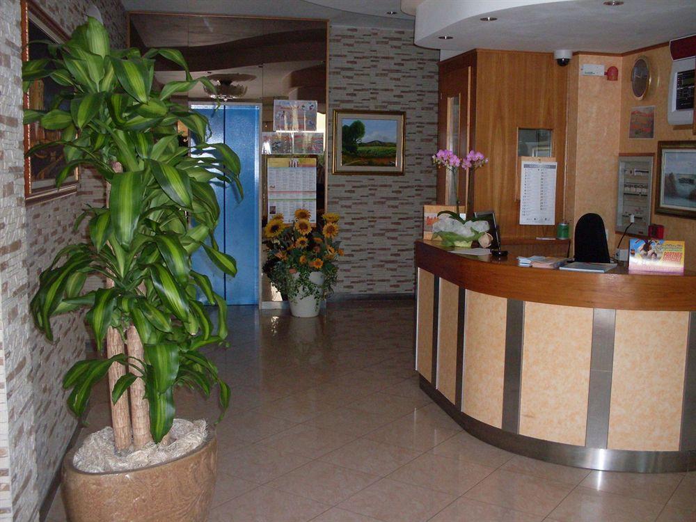 Hotel Riz Cervia Extérieur photo
